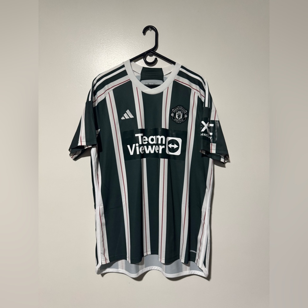 MANCHESTER UNITED 23/24 REPLICA AWAY JERSEY